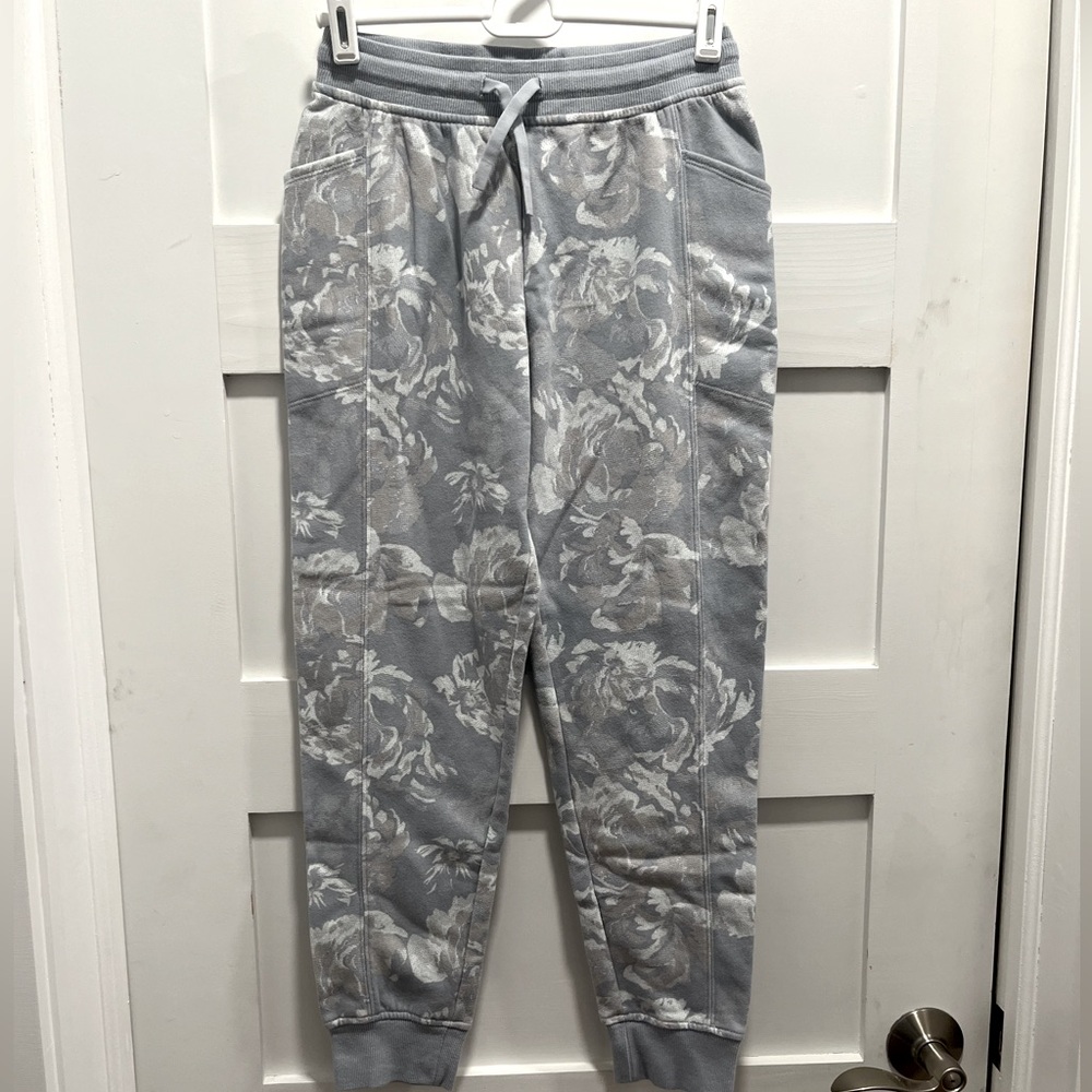 Large girls all in motion joggers